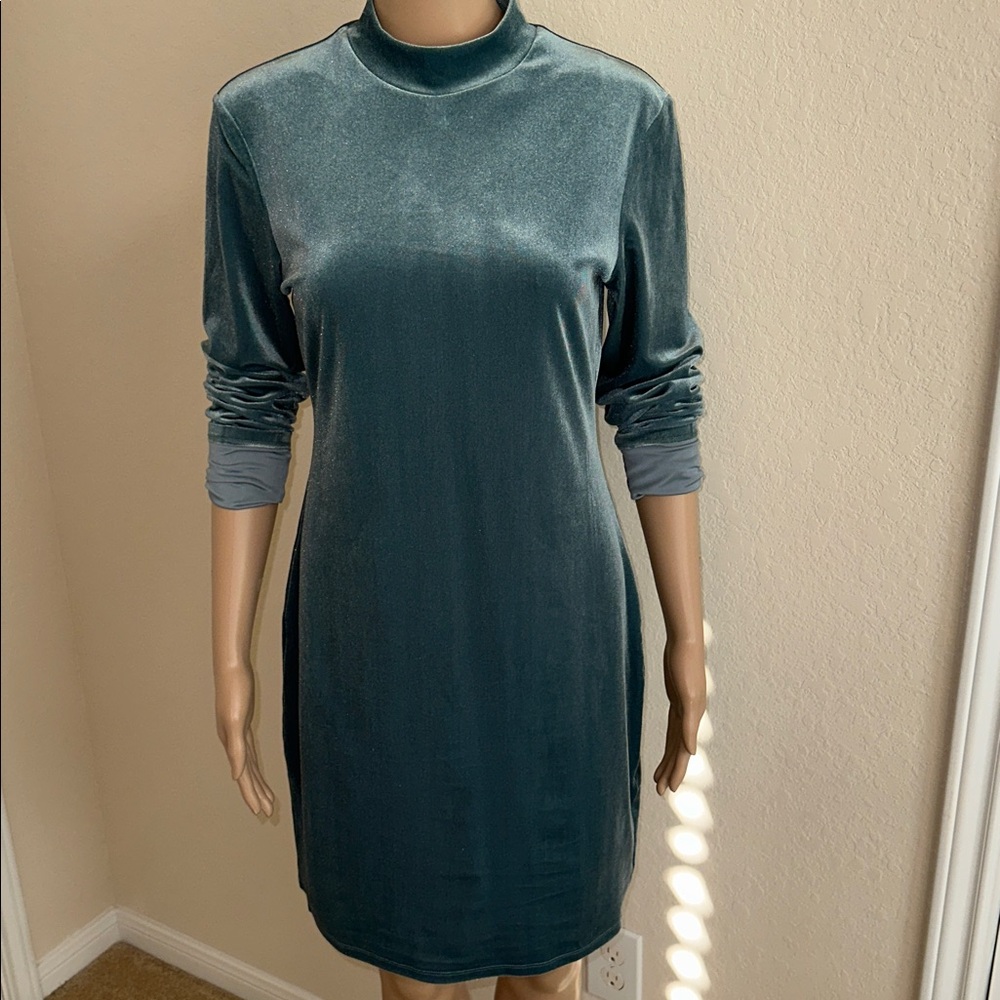 H&M Teal Long Sleeve Dress - Picture 4 of 16